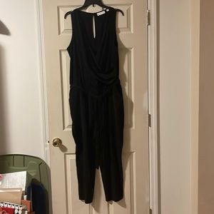Black jumpsuit New York and Company size extra large